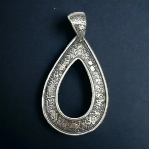 Retired Silpada S1870 Oxidized Textured Teardrop-Pendant Only - Picture 1 of 6